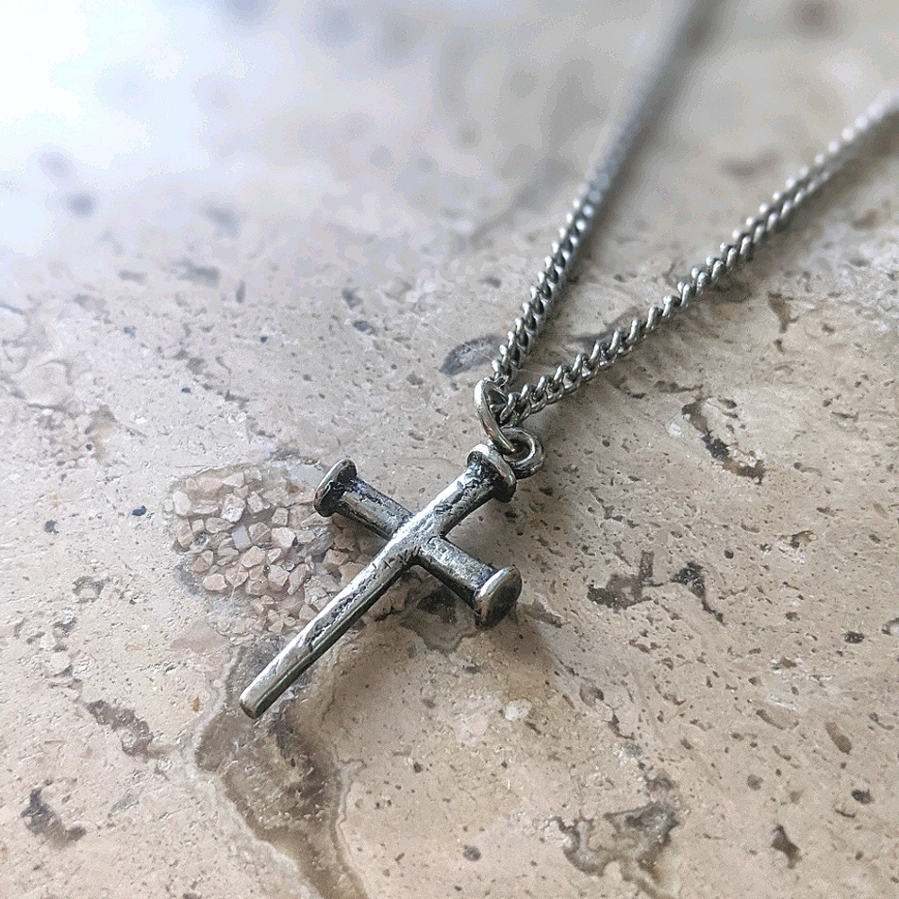 Sterling Silver Cross Crucifix Pendent and Chain